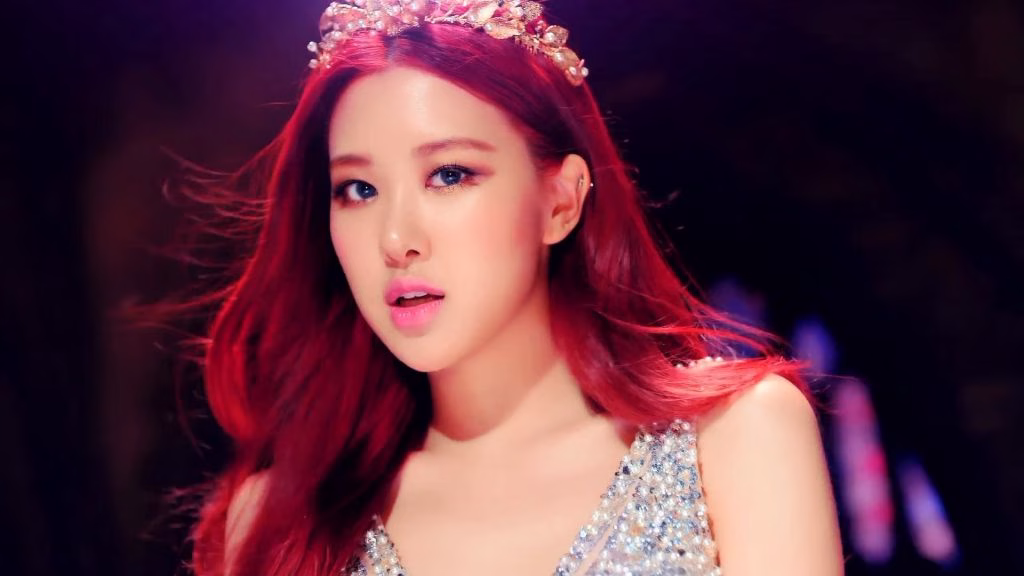 rambut warna merah