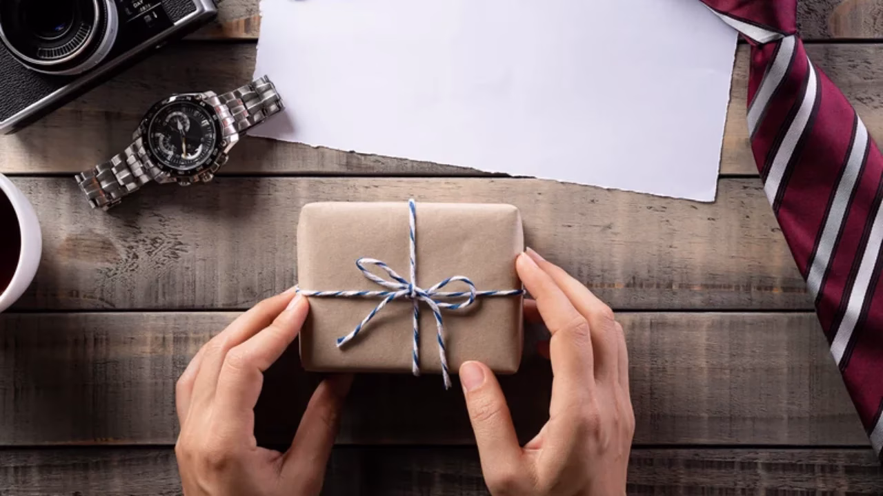 hadiah yang cocok untuk cowok