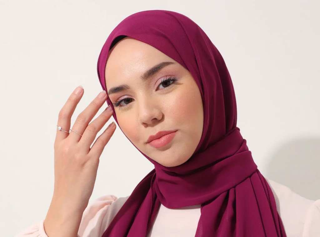 Baju Magenta Cocok Dengan Jilbab Warna Apa Ini Pilihan Yang Bikin Tampilan Lebih Hidup