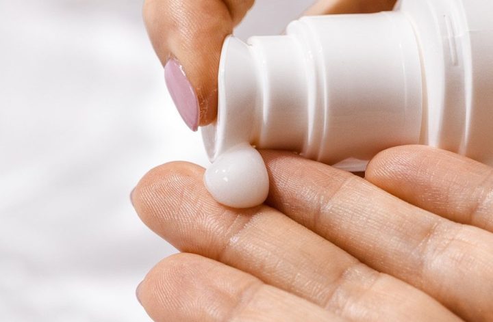 Berapa Lama Hasil Sunscreen Terlihat pada Kulit Kamu?