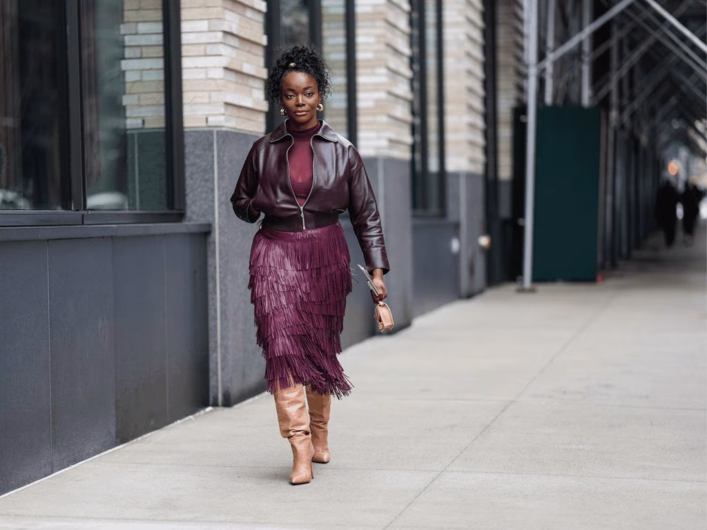 Kombinasi Warna Burgundy yang Elegan untuk Inspirasi Gaya Hidup