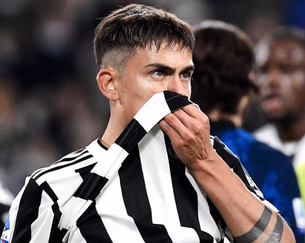 Model Rambut Pemain Bola: Inspirasi Gaya dari Para Bintang Lapangan