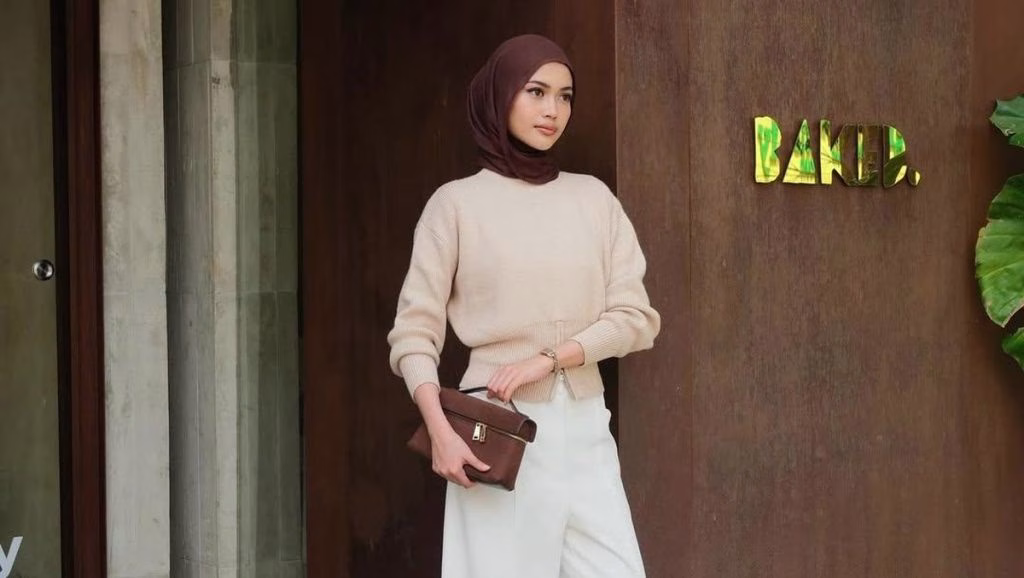 Outfit Earth Tone: Inspirasi Gaya yang Menenangkan dan Serasi dengan Alam