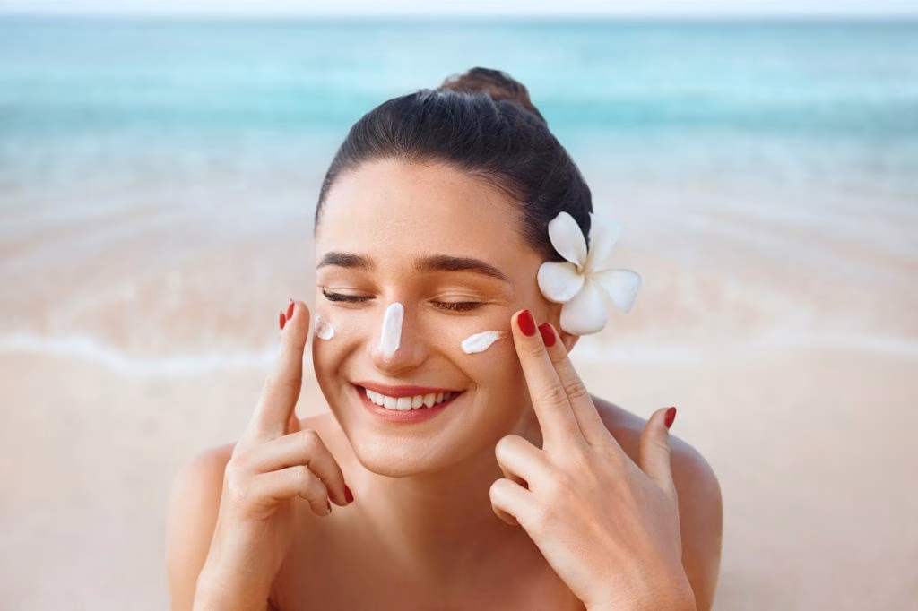 Sunscreen No White Cast yang Nyaman dan Invisible untuk Kulit Indonesia