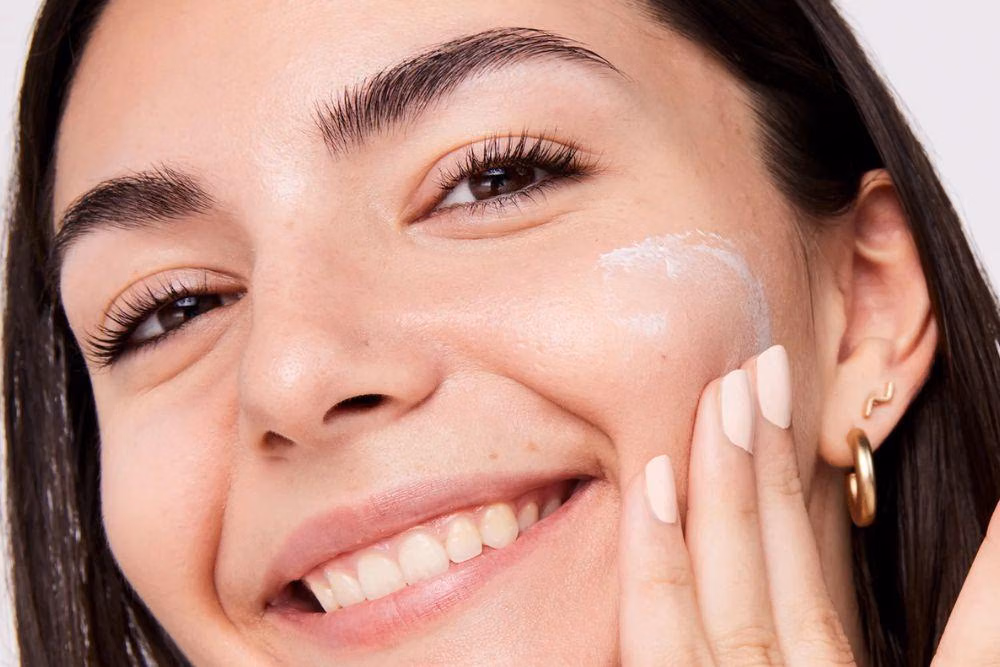 Kandungan Skincare untuk Kulit Berjerawat