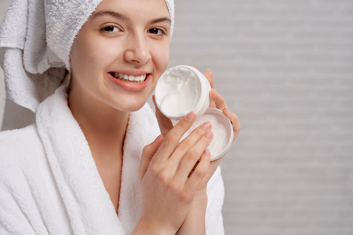 Kandungan Skincare untuk Kulit Berjerawat