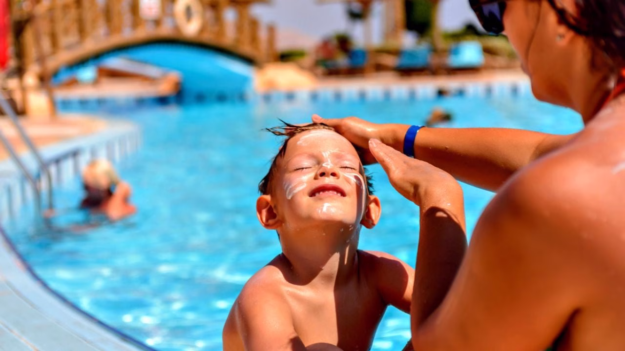 Sunscreen Waterproof untuk Perlindungan Kulit yang Tahan Lama