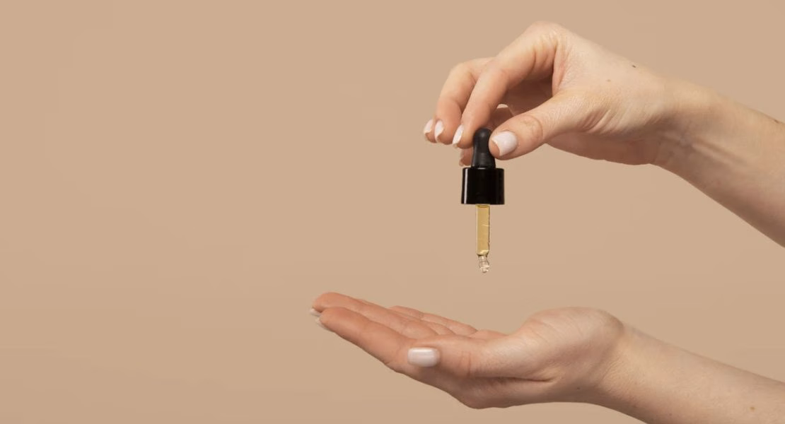 Manfaat Salicylic Acid Dicampur Alpha Arbutin untuk Kulit Lebih Sehat dan Cerah
