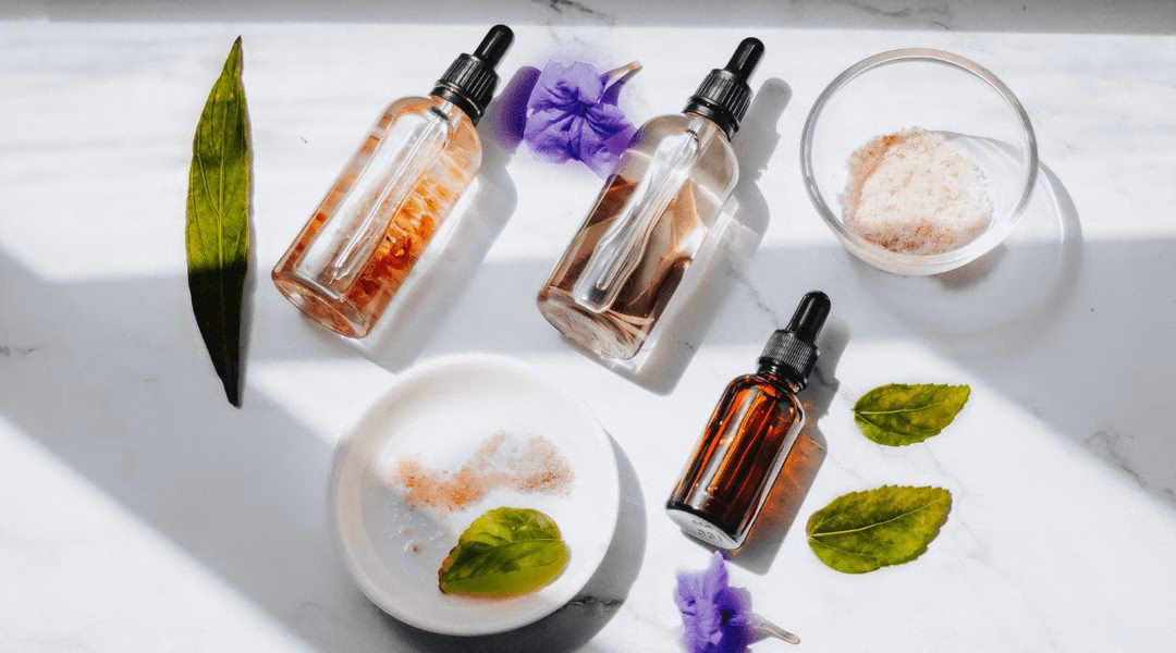 Perbedaan Essence dan Serum yang Perlu Kamu Ketahui dalam Rutinitas Skincare