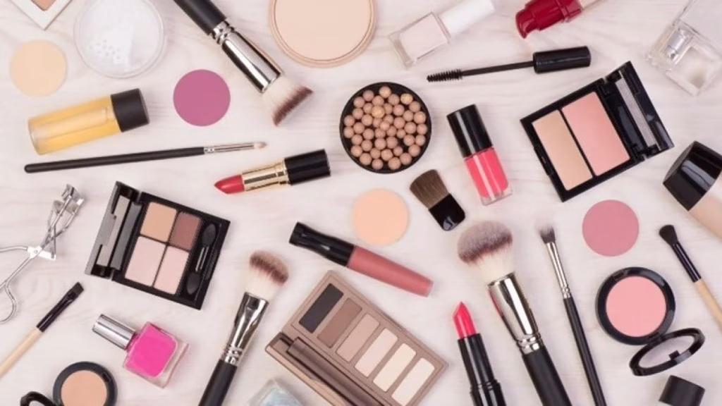 Urutan Make Up yang Tepat untuk Tampilan Alami yang Menawan