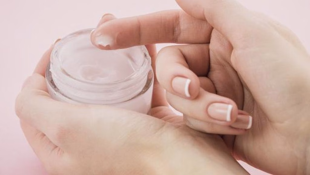 Ciri Ketergantungan Skincare yang Harus Kamu Waspadai Sebelum Terlambat