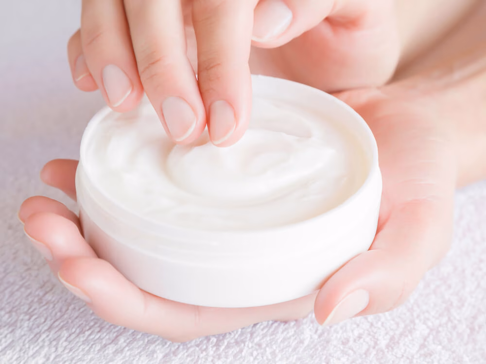 Emollient Adalah Bahan Pelembut Kulit yang Membuat Perbedaan Nyata