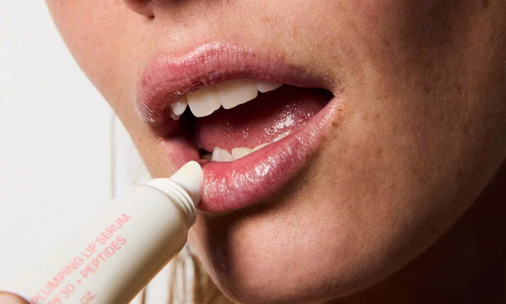 Lip Serum untuk Mengatasi Bibir Kering yang Mengganggu Aktivitas