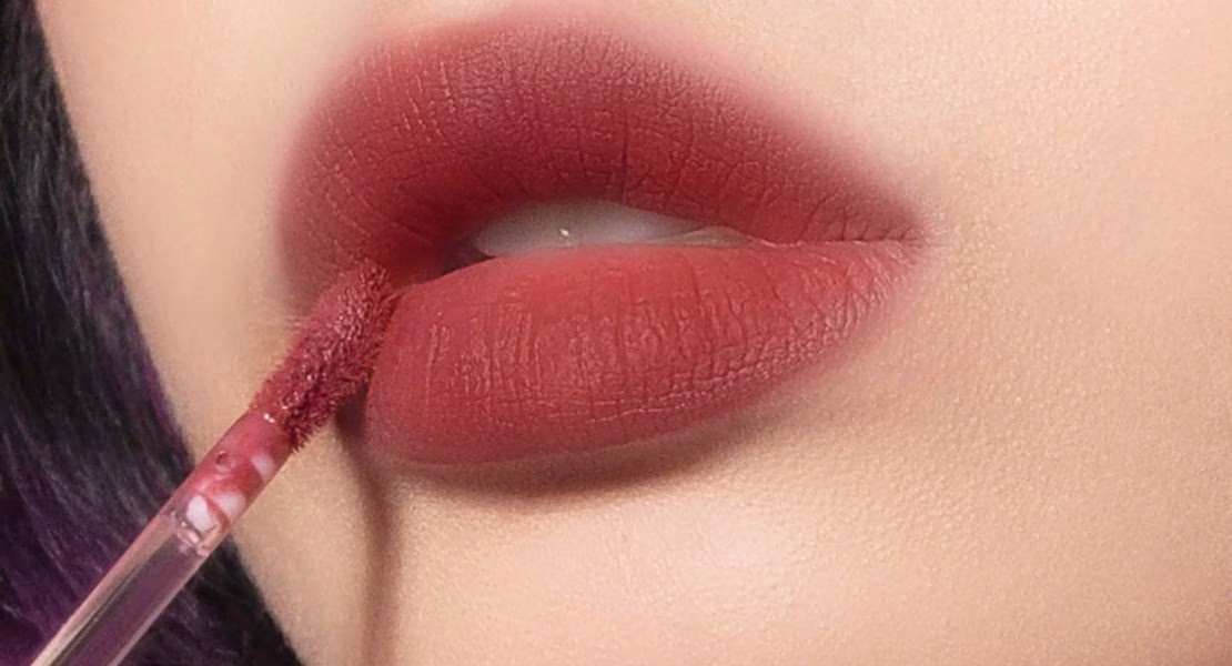 Lipstik Ombre untuk Bibir Plump: Teknik Mudah dengan Hasil Natural