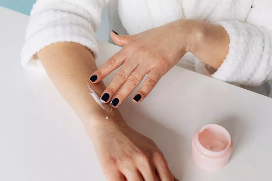 Lotion untuk Kulit Kering: Cara Memilih dan Menggunakannya agar Kulit Tetap Lembap