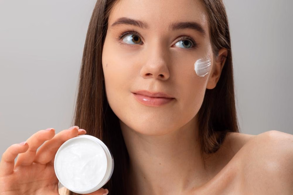 Moisturizer untuk Menjaga Kelembapan Kulit