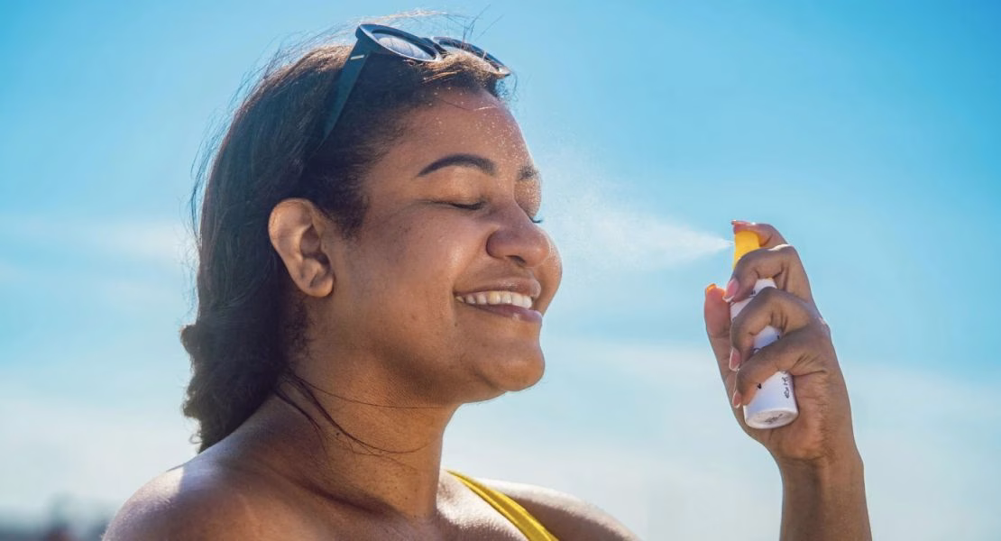 Sunscreen Spray Pilihan Praktis Lindungi Kulit dari Sinar UV