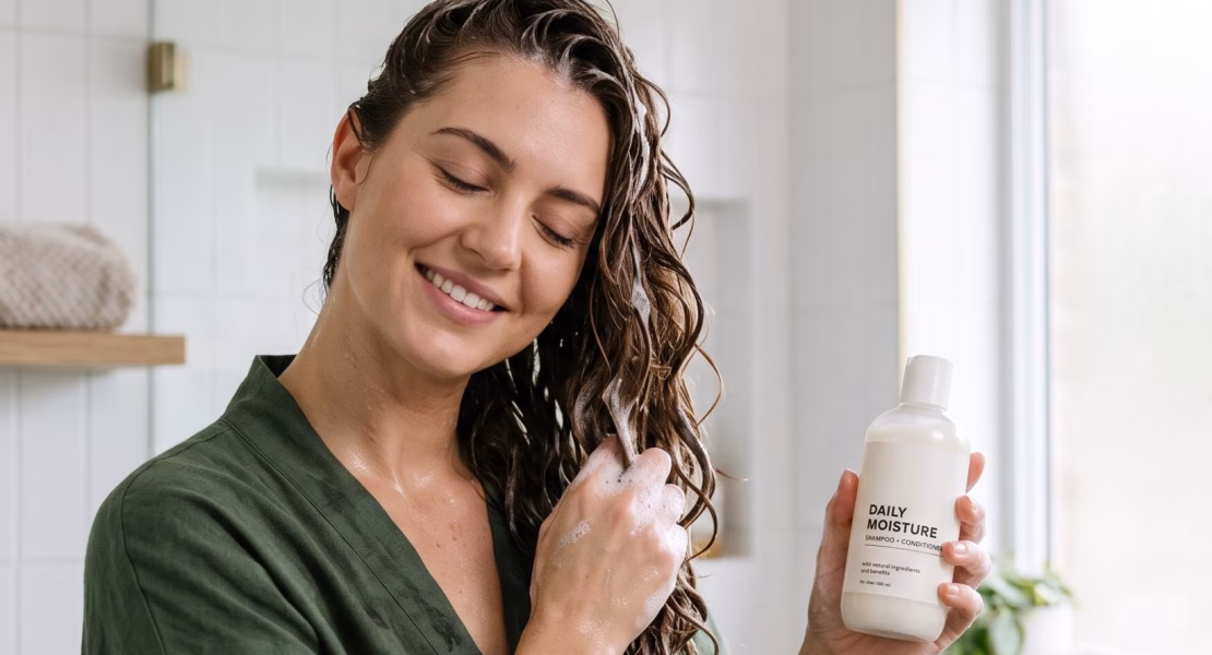 Shampo yang Mengandung Conditioner: Praktis untuk Rambut Lembut dan Mudah Diatur