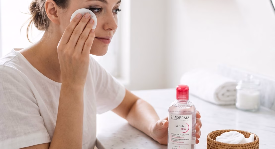 Micellar Water untuk Makeup Waterproof yang Membuat Wajah Bersih Tanpa Ribet