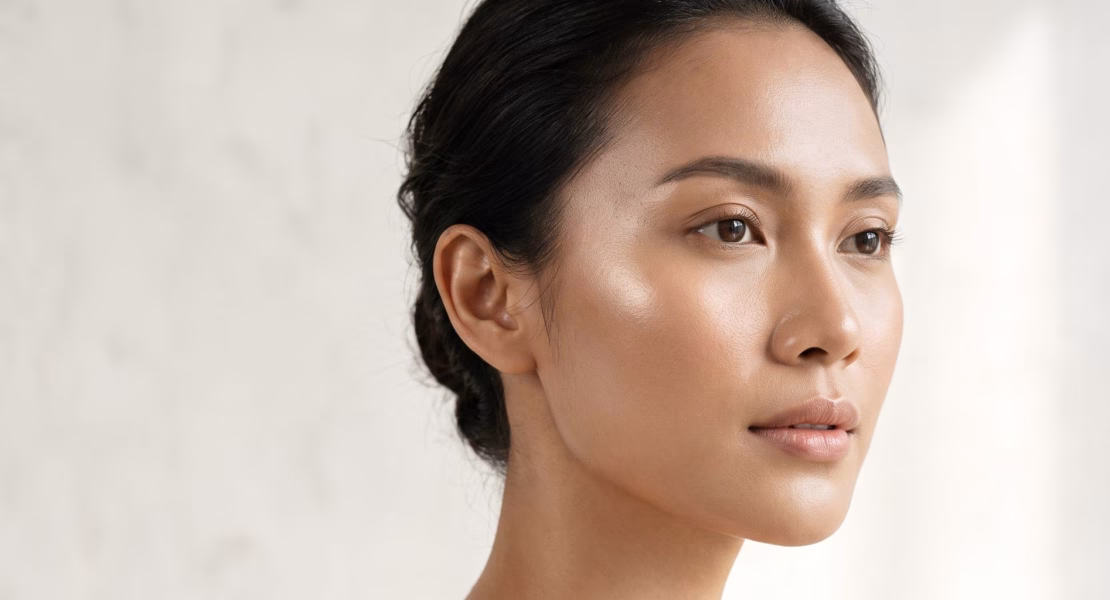 Highlighter Buat Apa? Kenali Manfaat dan Cara Pakainya untuk Makeup