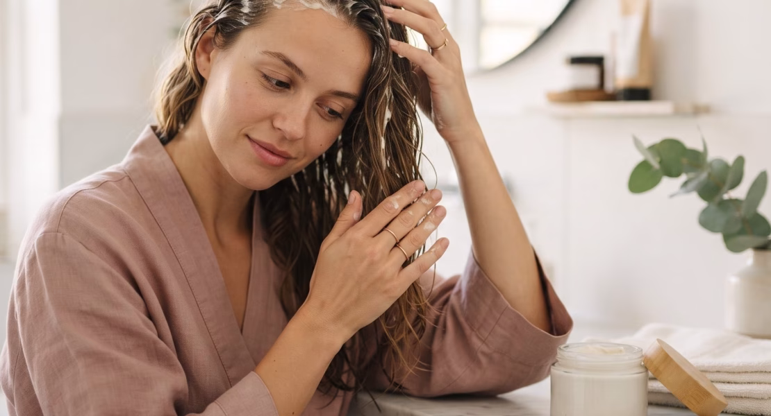 Hair Mask untuk Rambut Rontok yang Bisa Jadi Game Changer Perawatan Rambut